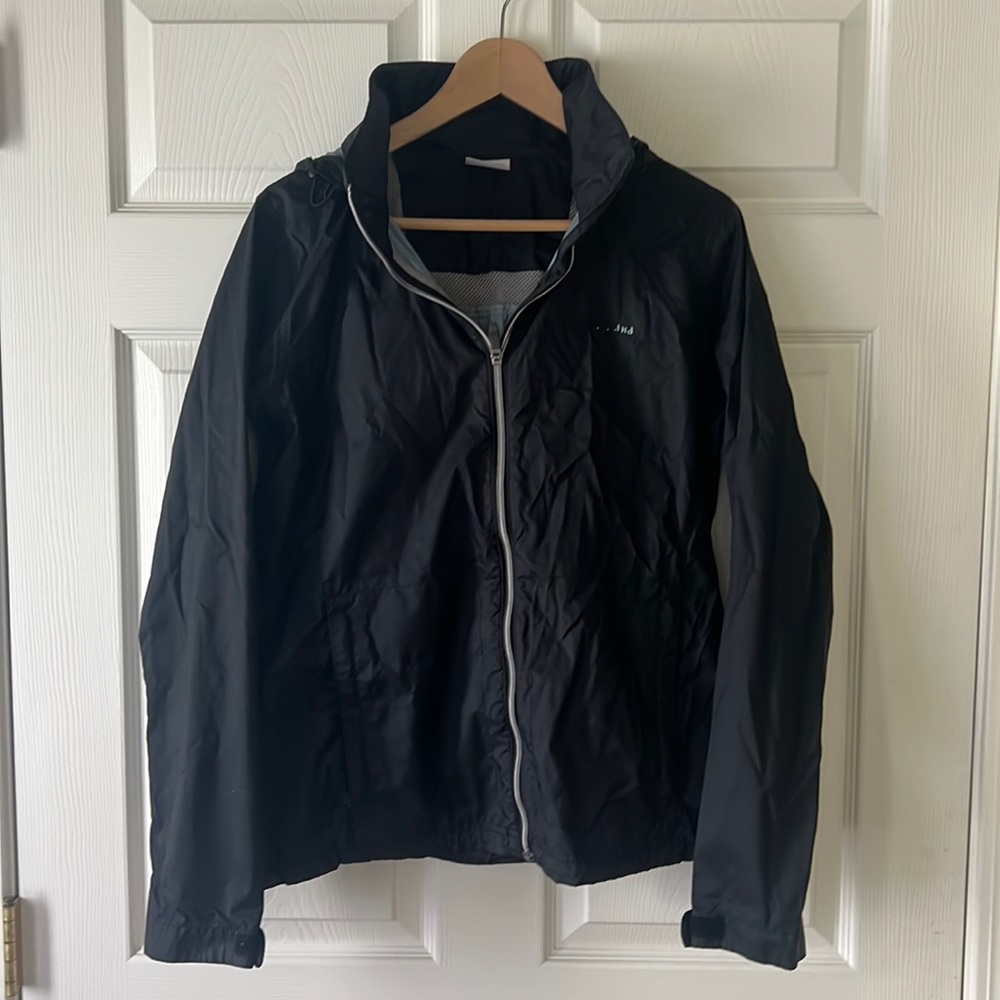 Columbia Black‎ Switchback Rain Jacket Windbreaker with stowaway hood, Sz Large